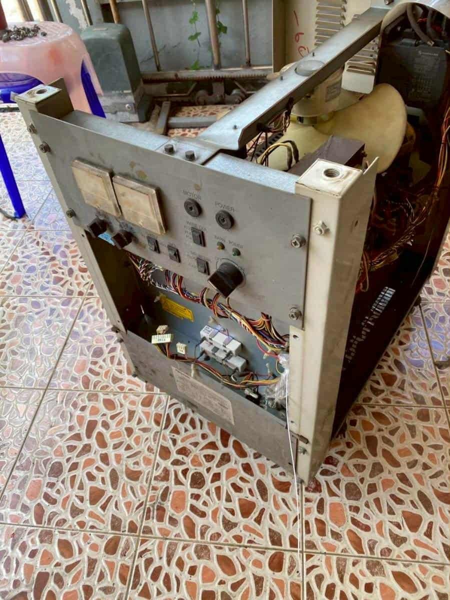 บริการ/รับซ่อมตู้เชื่อมทุกประเภท