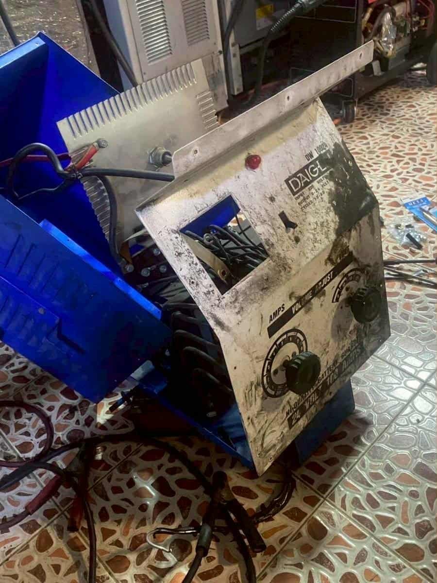 บริการ/รับซ่อมตู้เชื่อมทุกประเภท