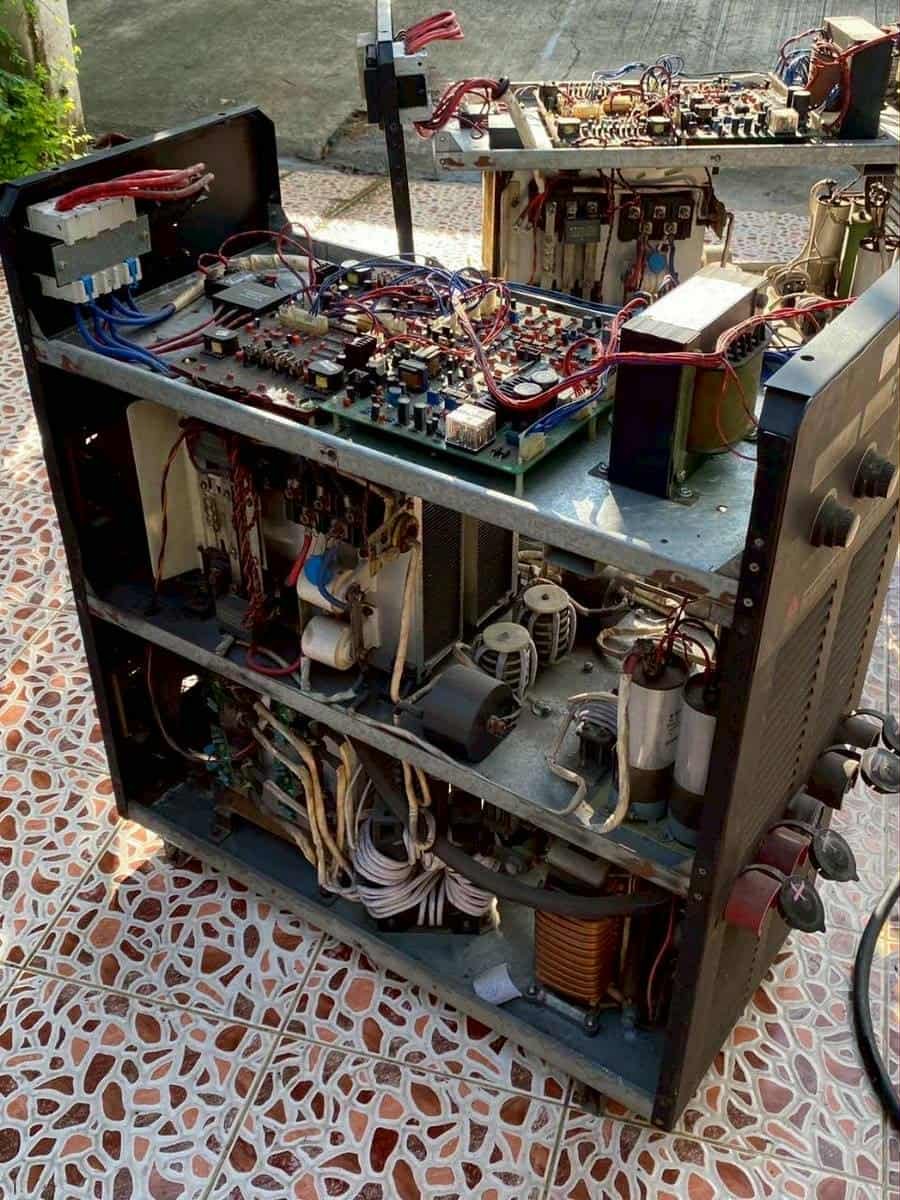 บริการ/รับซ่อมตู้เชื่อมทุกประเภท