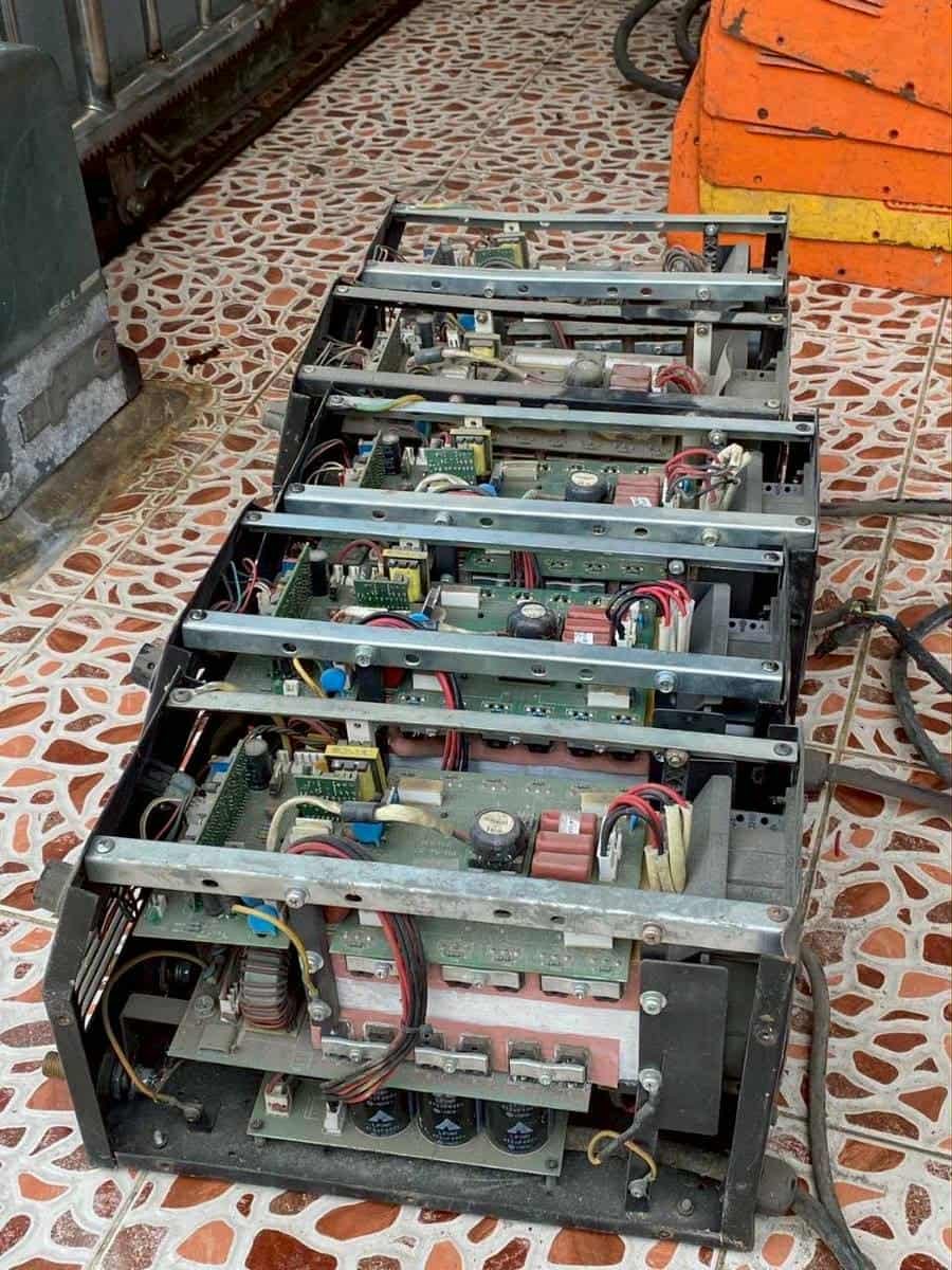 บริการ/รับซ่อมตู้เชื่อมทุกประเภท