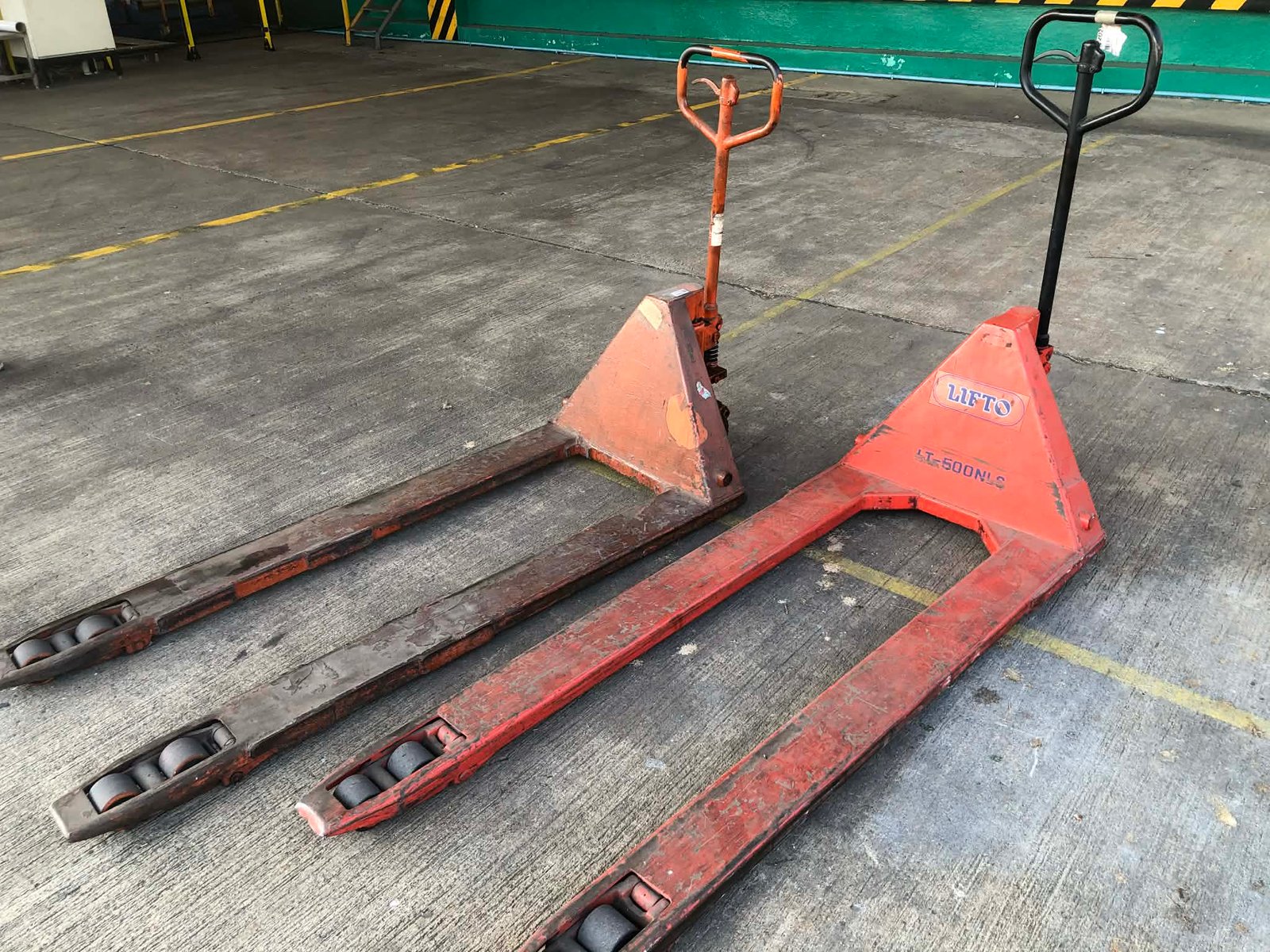 บริการ/รับซ่อมแฮนด์ลิฟท์